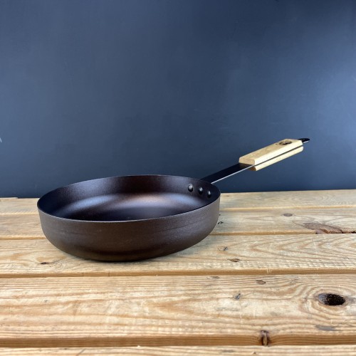 Shropshire Made 9 23cm Spun Iron Chef s Pan